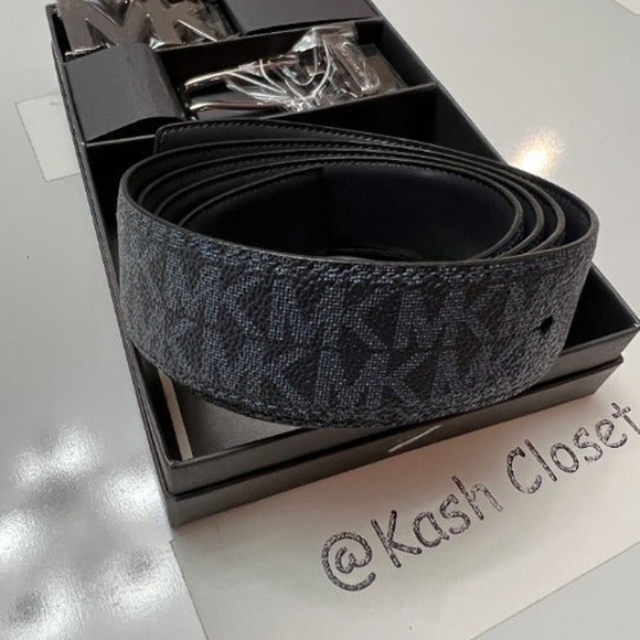 Michael Kors Mens Belt Set 4 in 1 Reversible MK Signature Gift Box Admiral Blue - Picture 3 of 7